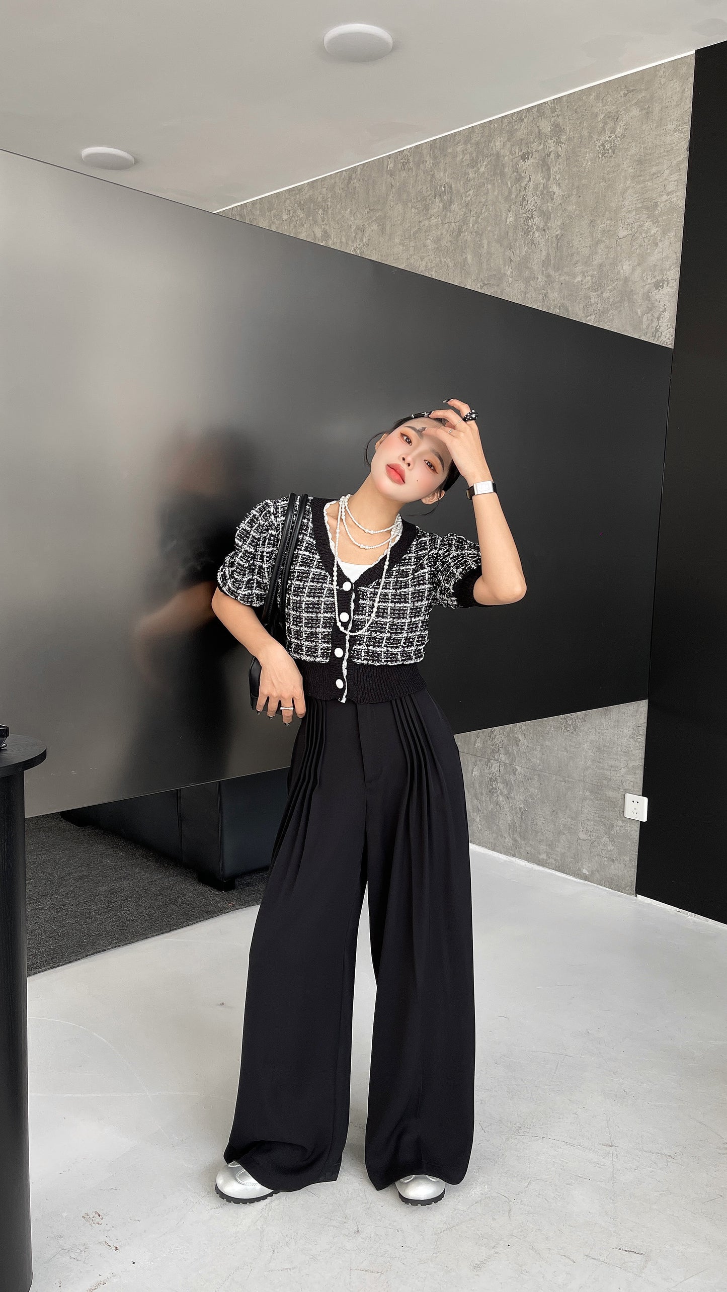 Sabel Timeless Tweed Knit Checkered Cardi Top - Black/ White